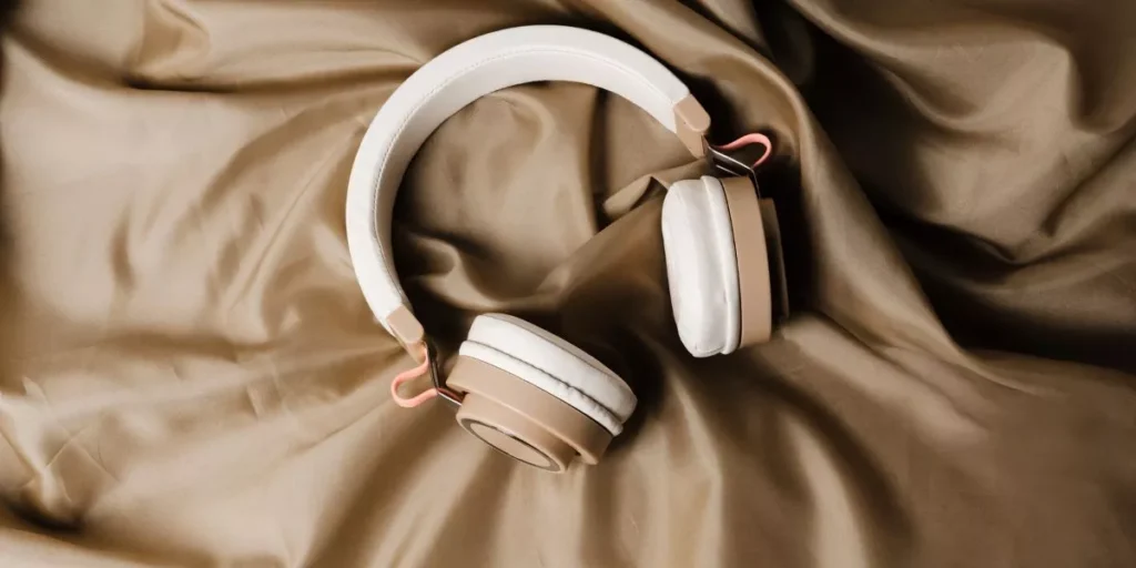 How to Clean and Maintain Your Headphones? How to Clean and Maintain Your Headphones?